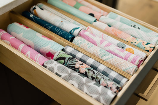 GRAB BAG VARIETY OF 5 TOWELS